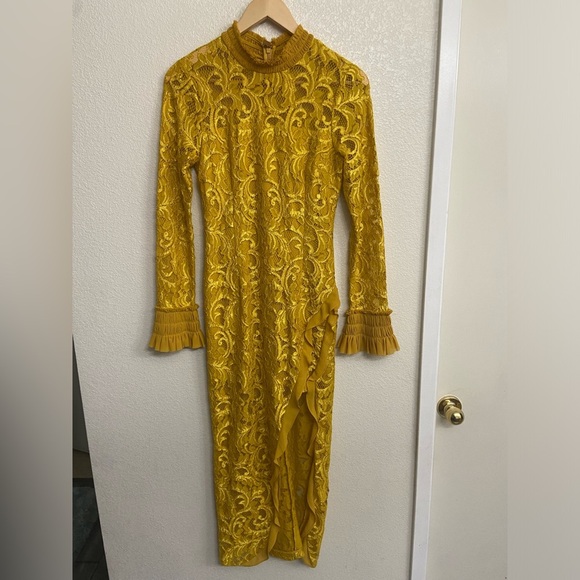 ALEXIS FALA LACE MIDI DRESS Small - Picture 4 of 16